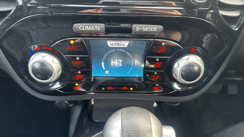 Nissan Juke 1.6 Tekna 5dr Xtronic [Bose] Petrol Hatchback